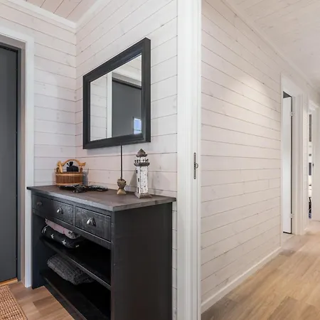 Ny I Skjærgården * Austevoll